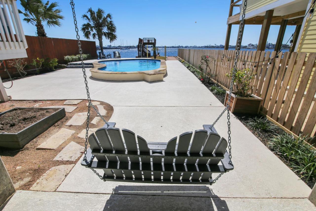 Villa Pool Days And Dock Nights Galveston Exterior foto